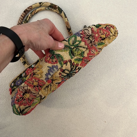 Sparkly evening or dress up bag. - Picture 4 of 5